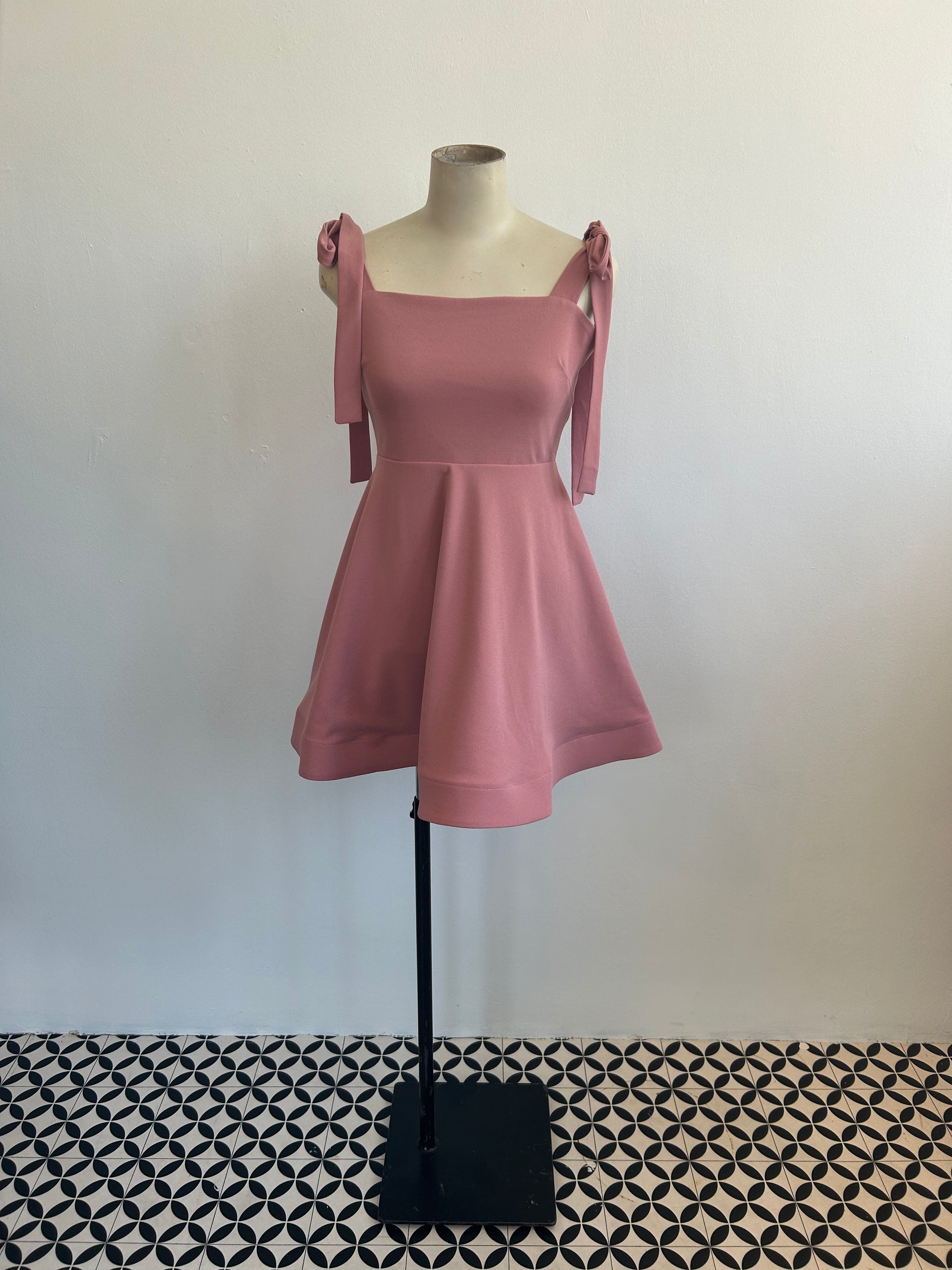 LURI SHORT (SALE)