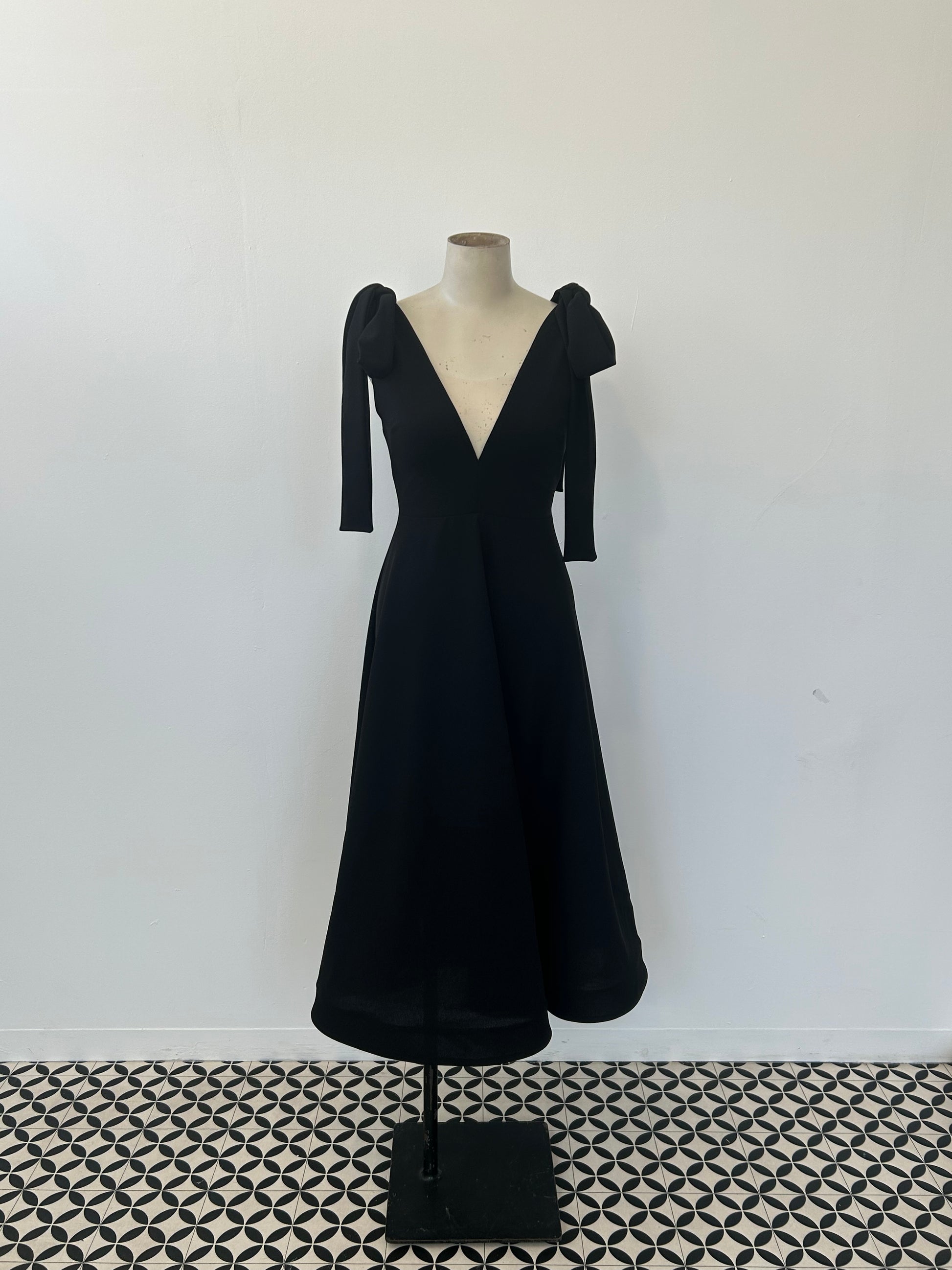 BEAU (SALE)