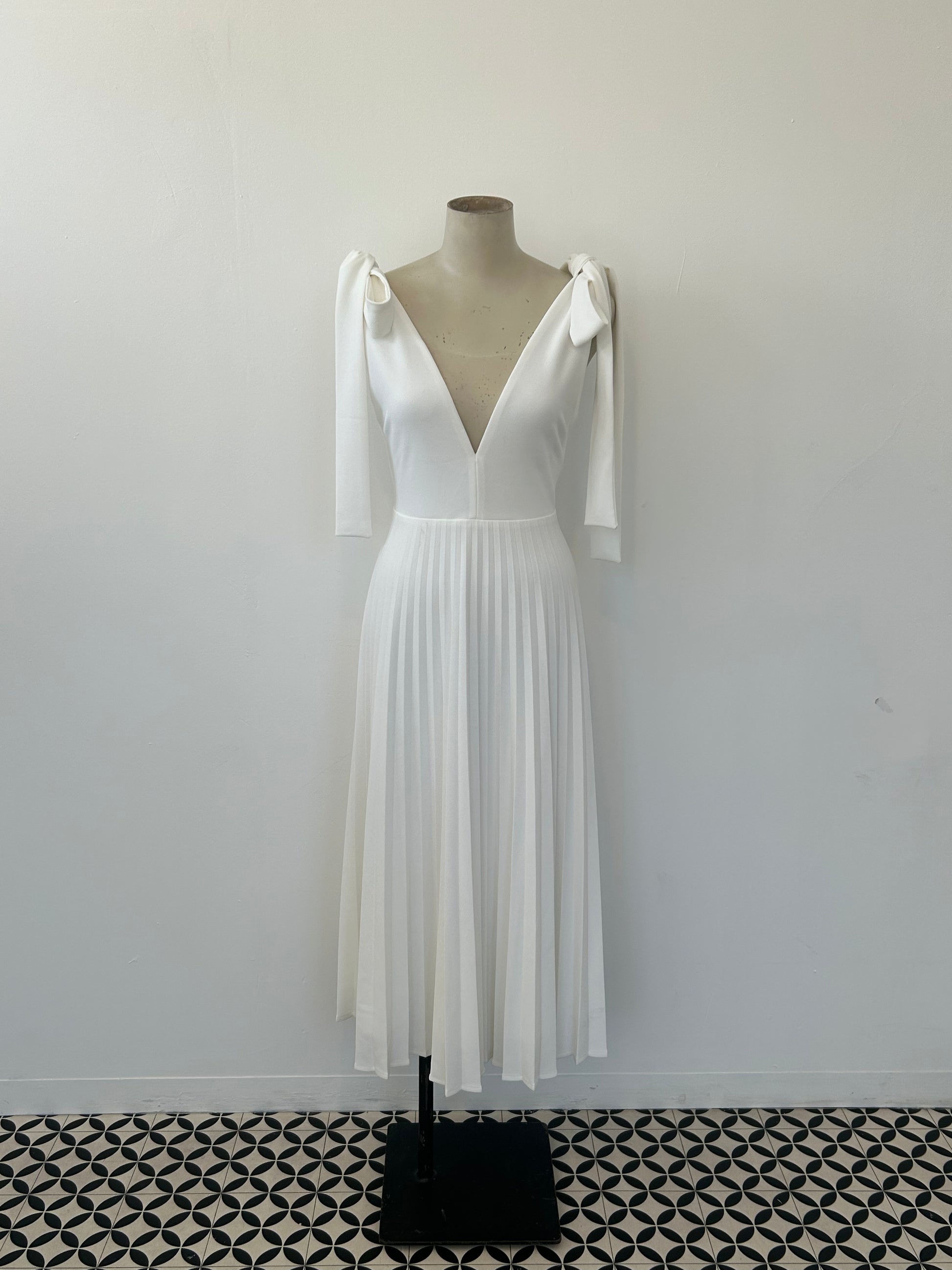 BEAU | PLEATED (SALE)