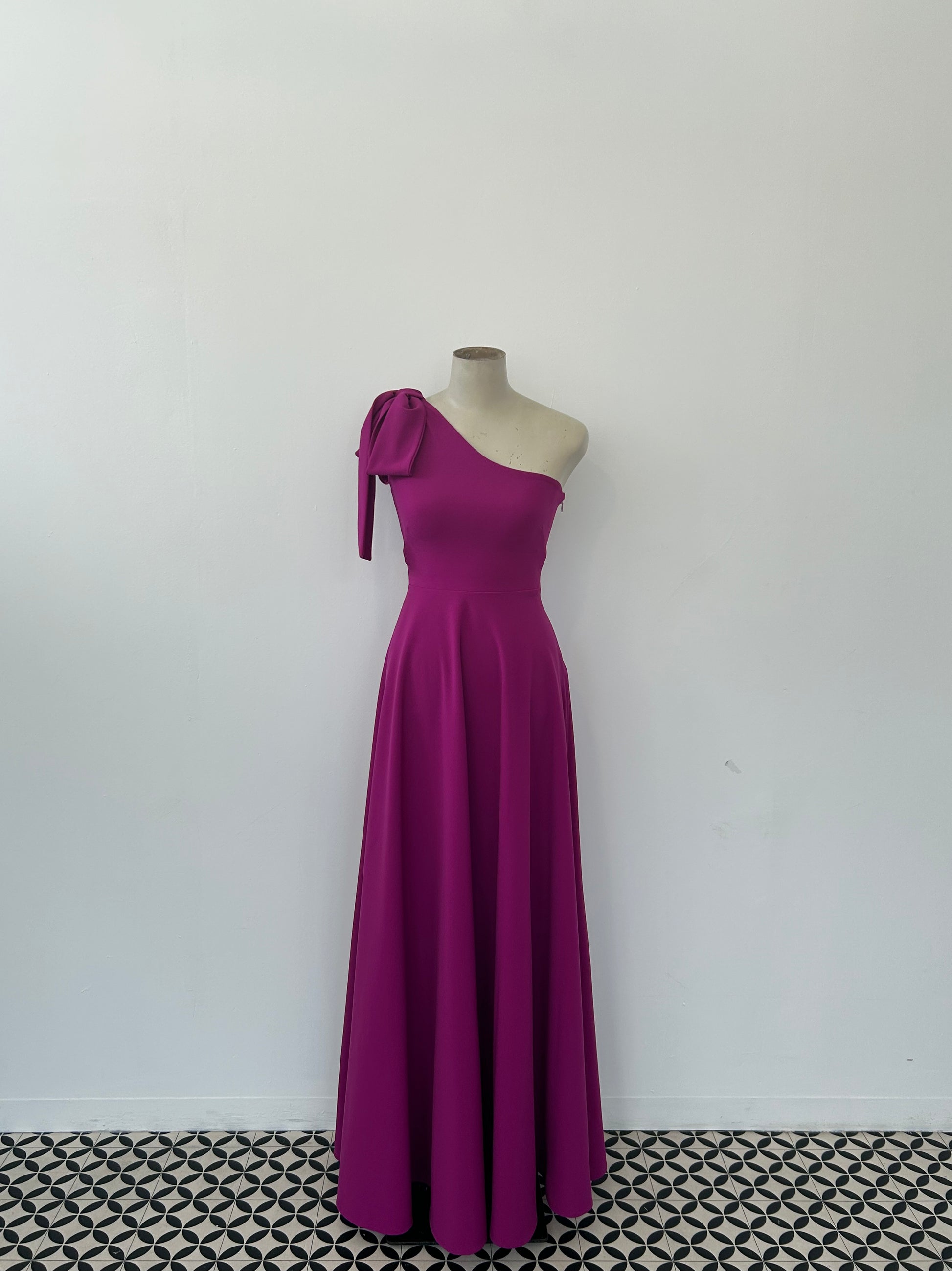 BELLA FLOOR LENGTH (SALE)