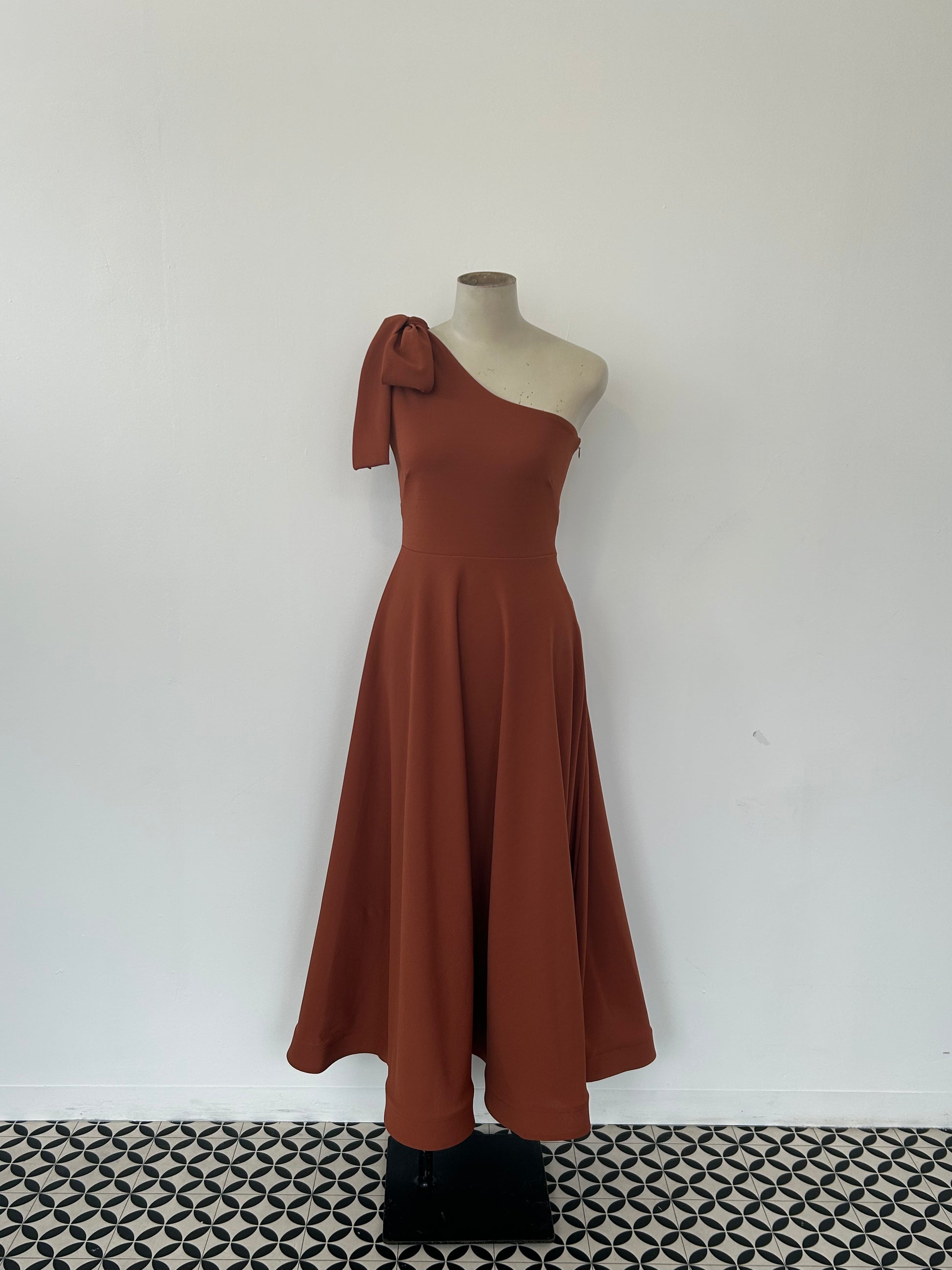 BELLA (SALE)