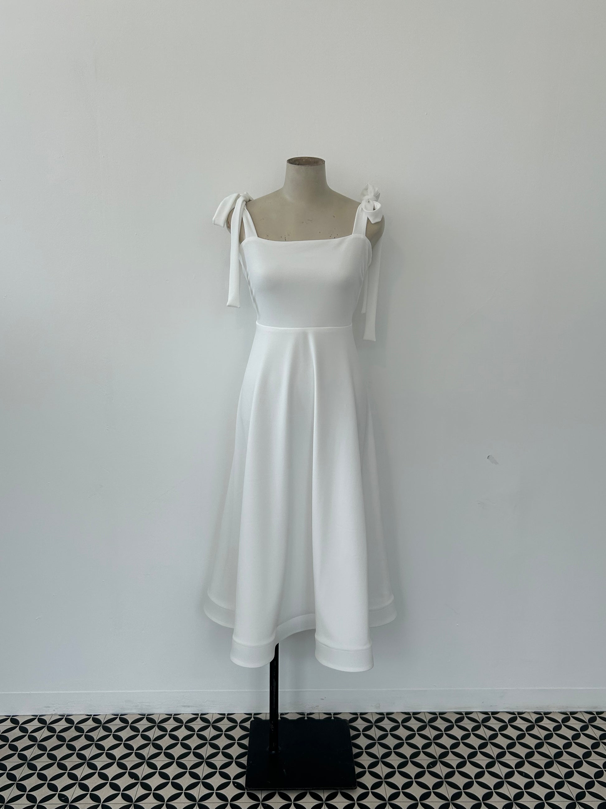 LURI (SALE)