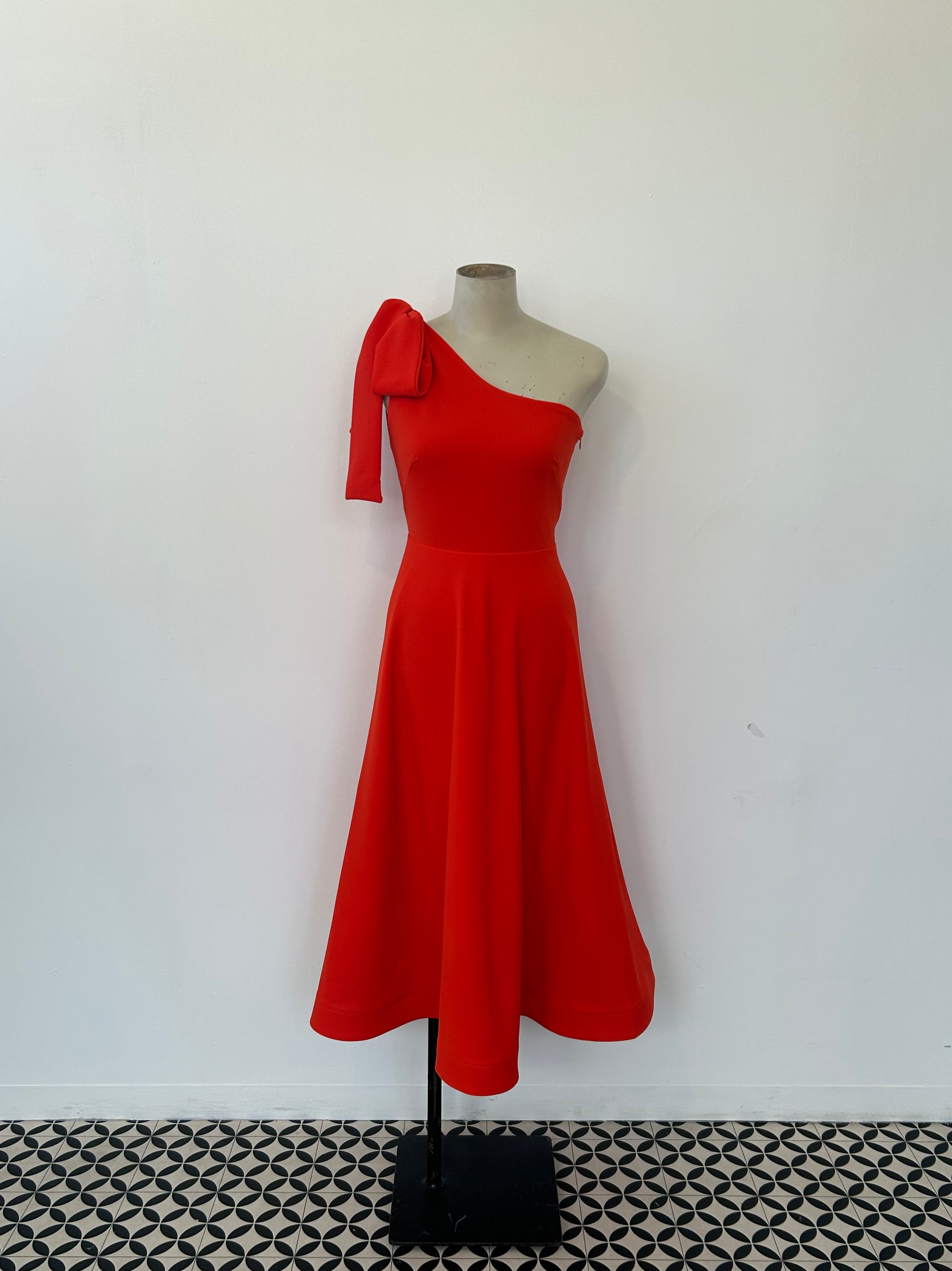 BELLA (SALE)