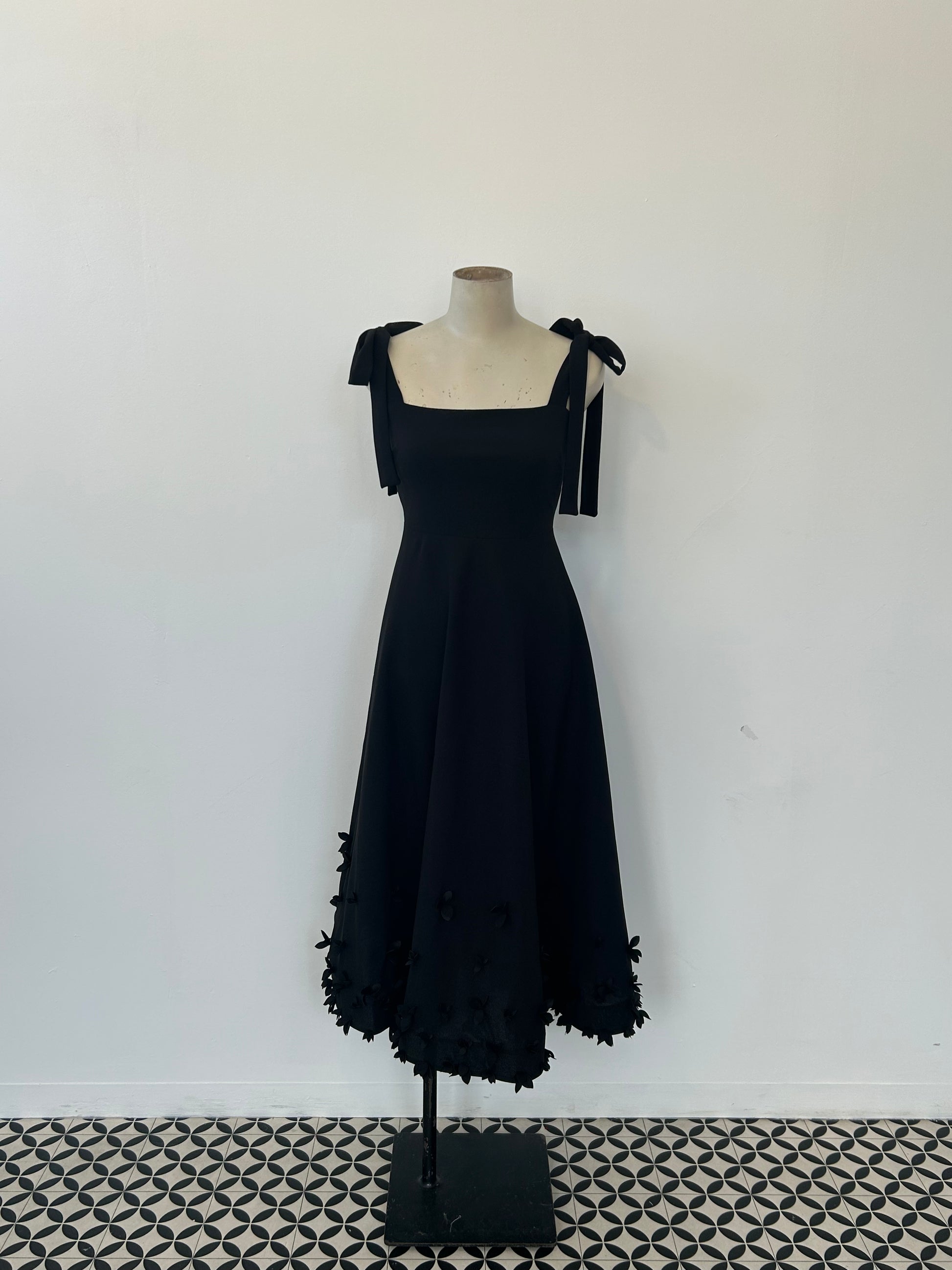 LURI | FLORAL (SALE)