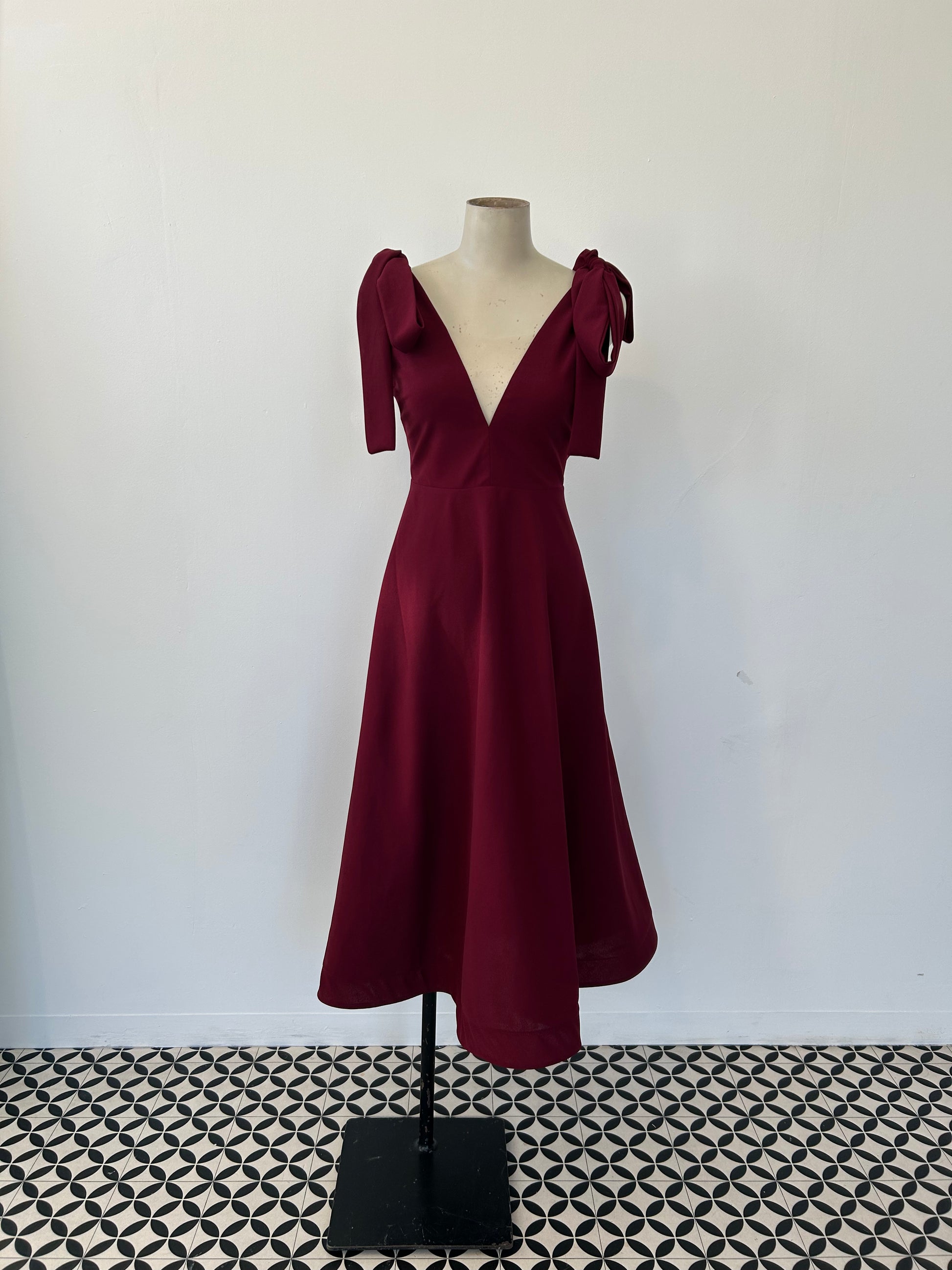 BEAU (SALE)