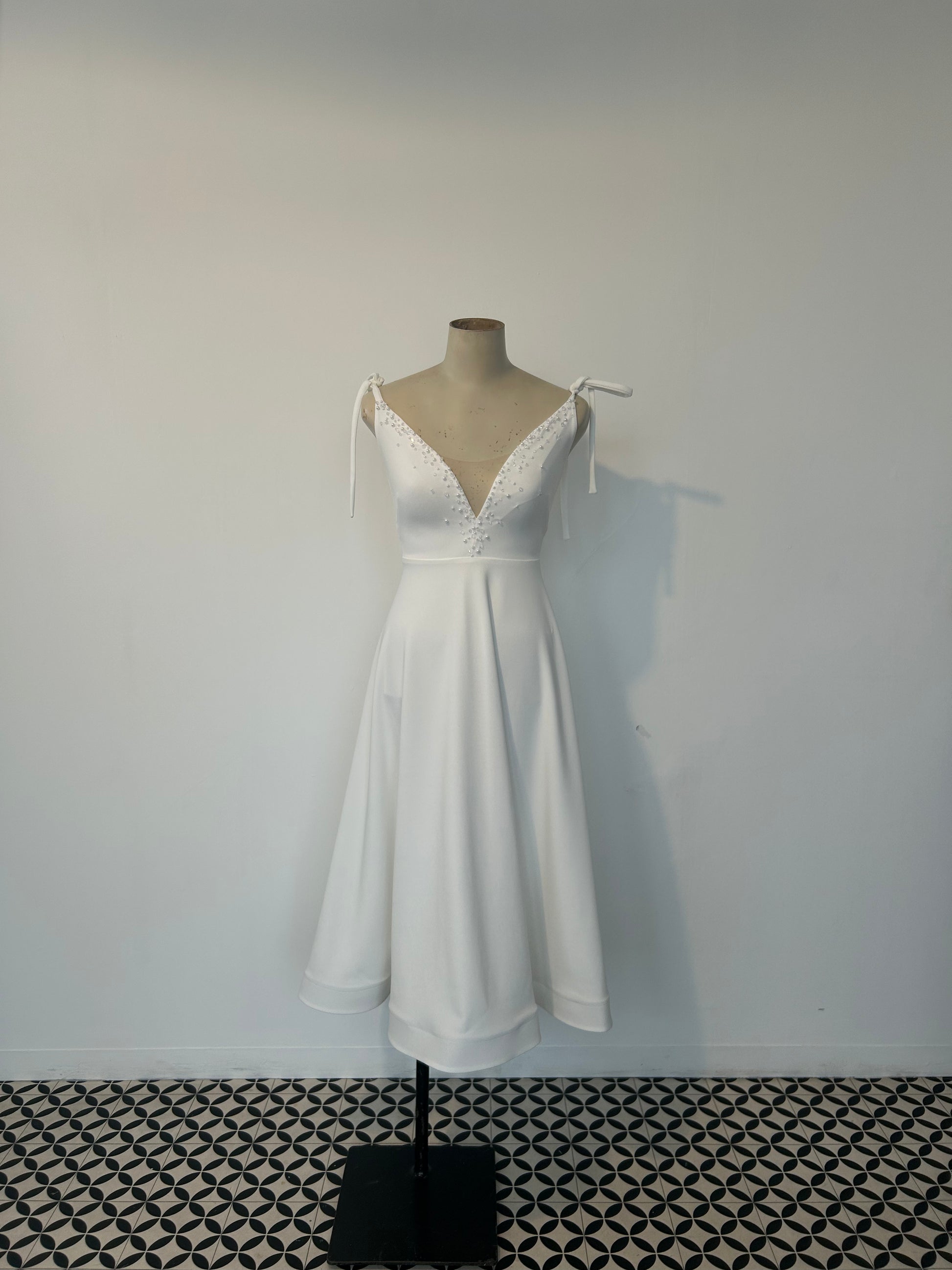ARINA | BEADING (SALE)