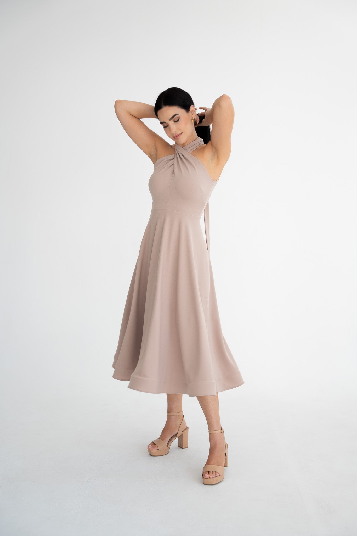 MINKI – LENA LISA | Fashion Designer