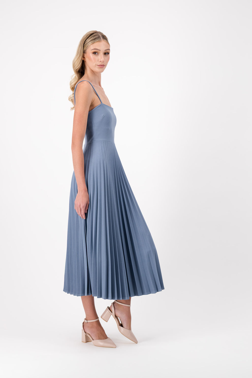 AMALFI | PLEATED