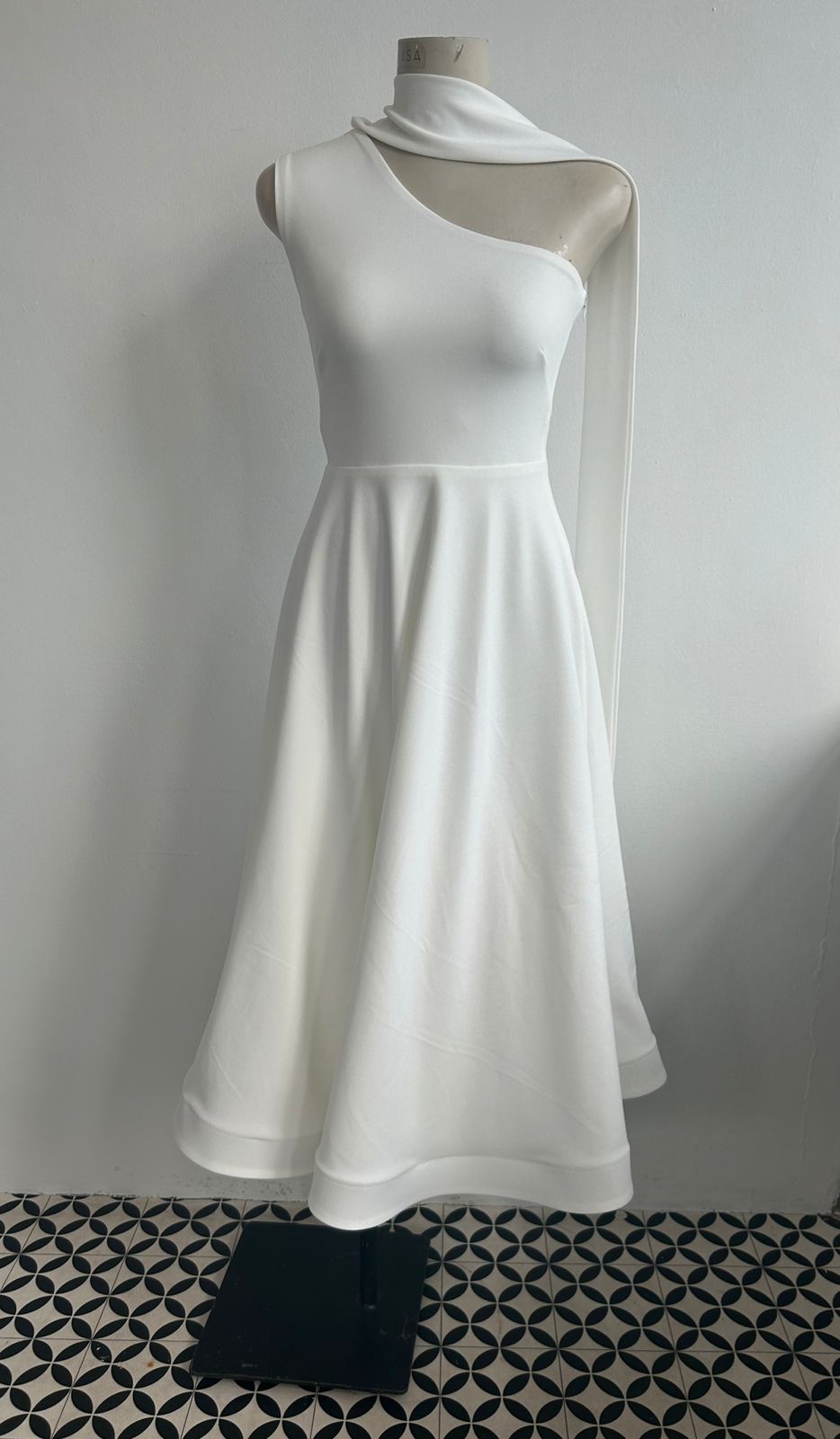 CLEO TEA LENGTH (SALE)