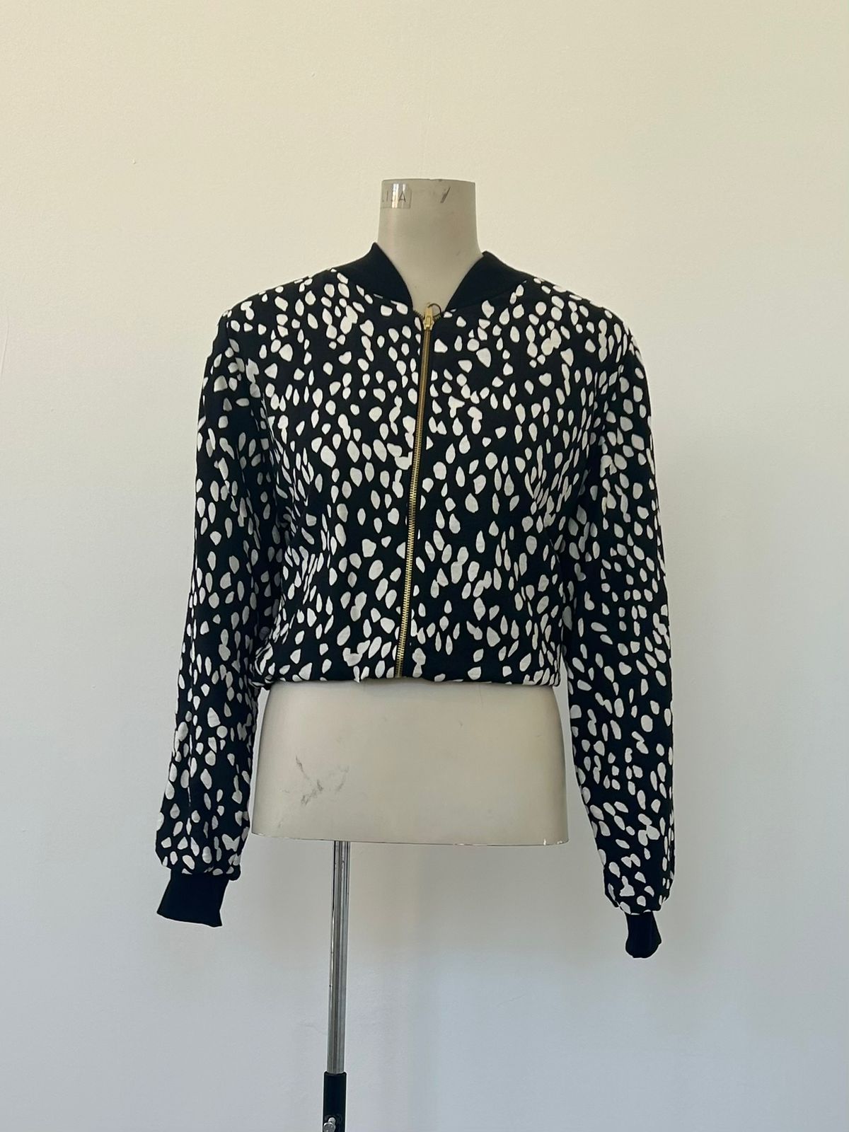 BOMBER JACKET | BLACK AND CREAM POLKADOT