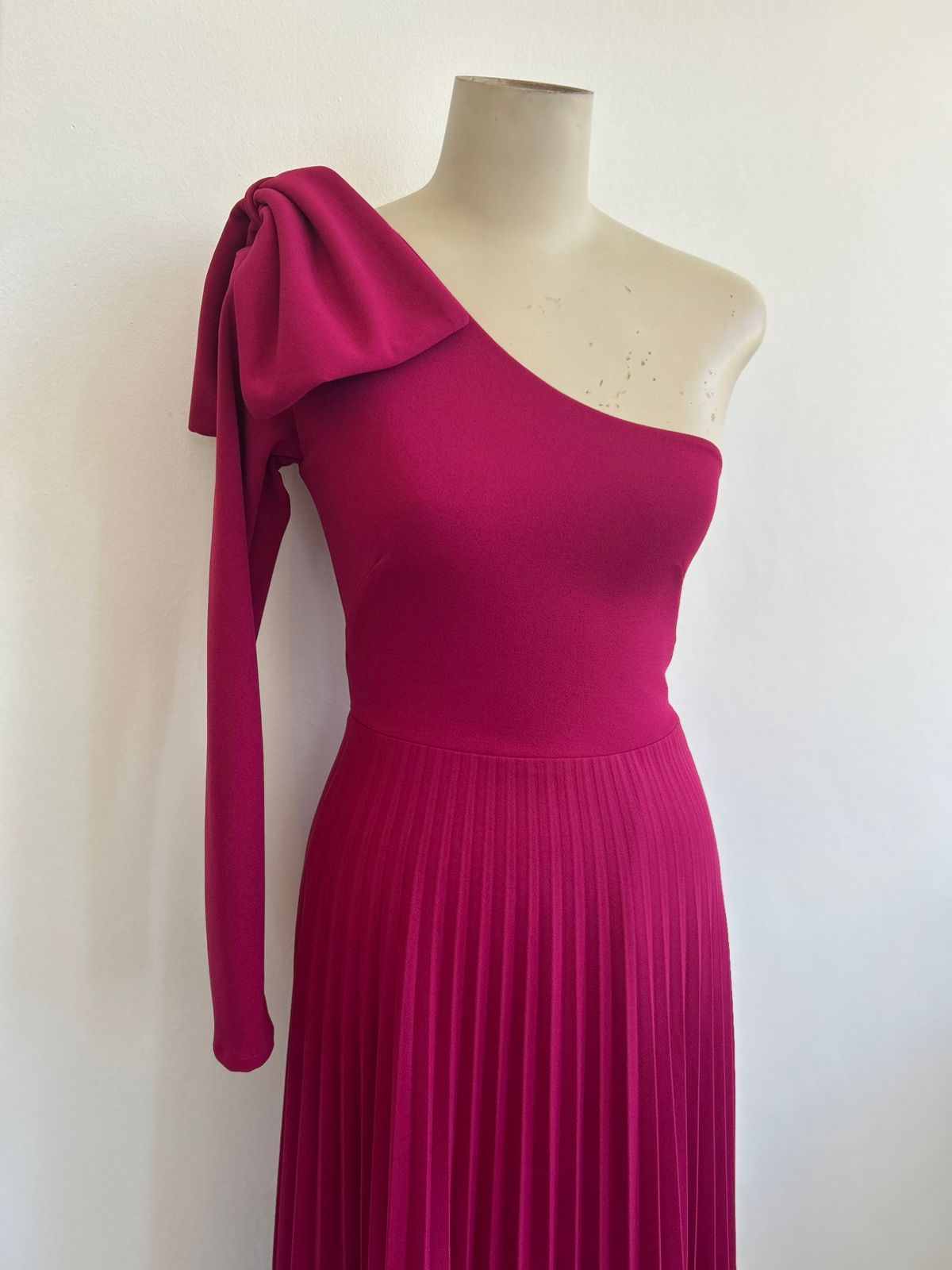 NORA TEA LENGTH WITH BOW (SALE)